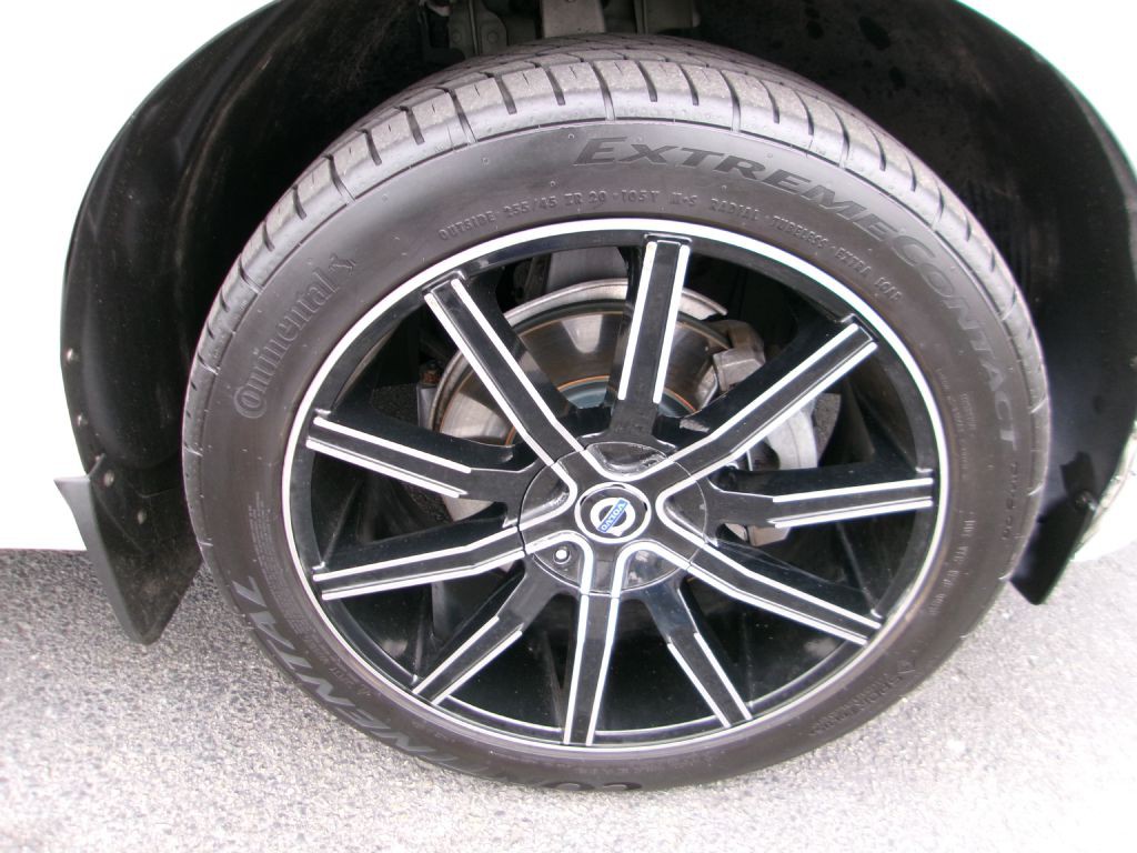 2021 Volvo XC60 Image 21