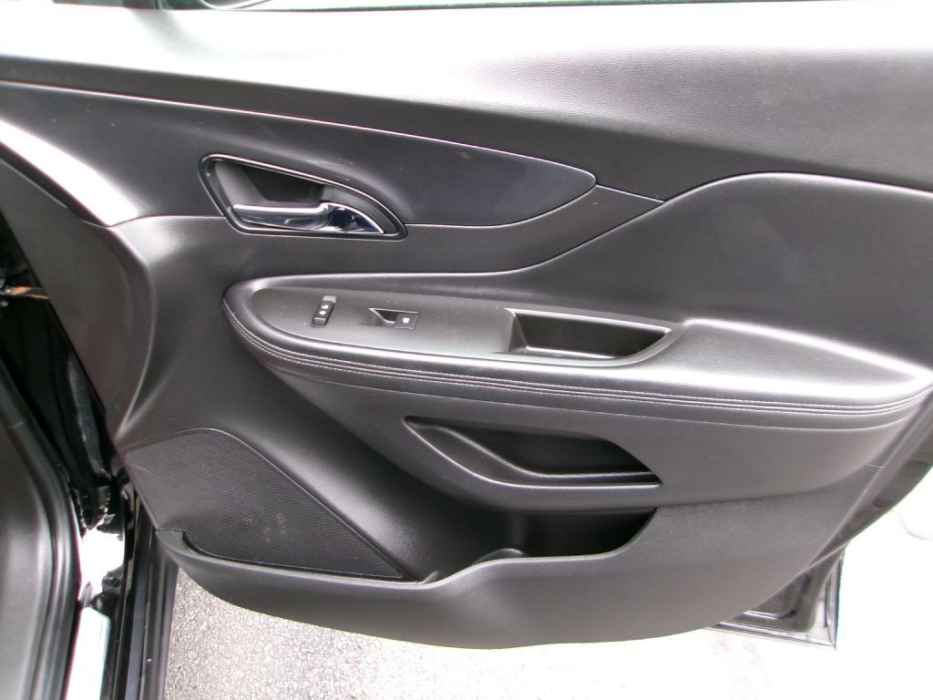 2018 Buick Enclave Image 17