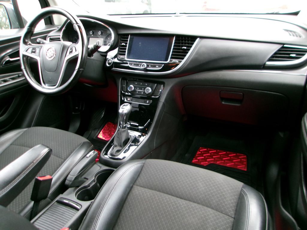 2018 Buick Enclave Image 19