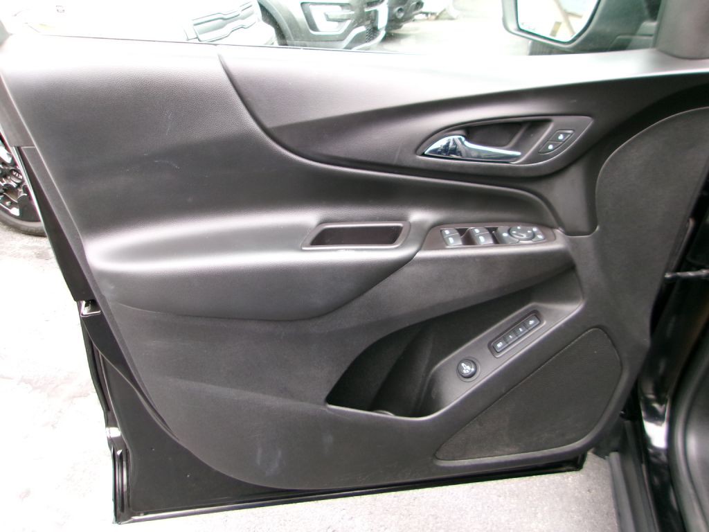 2020 Chevrolet Equinox Image 8