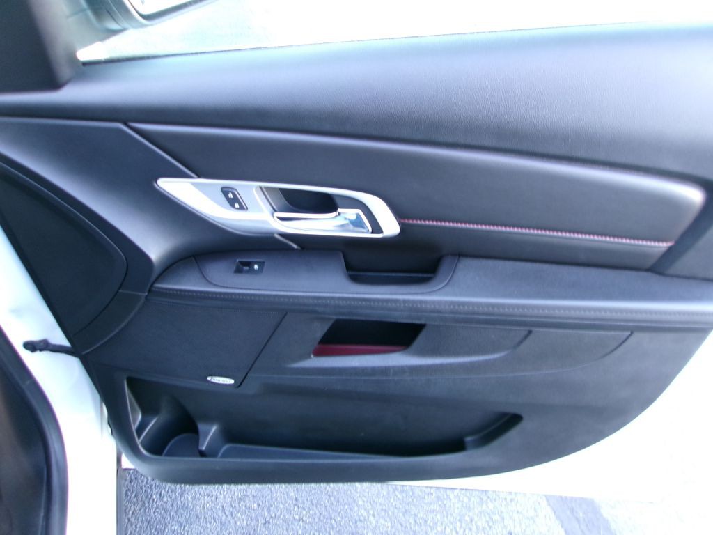 2017 GMC Terrain Image 16