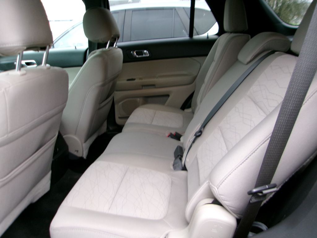 2015 Ford Explorer Image 11