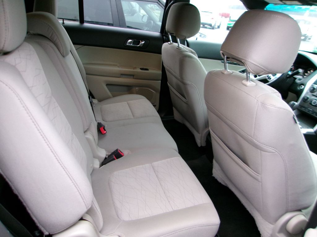 2015 Ford Explorer Image 15