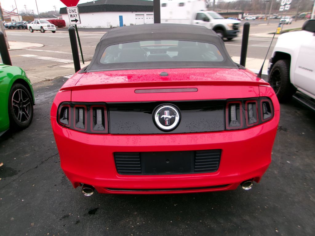 2014 Ford Mustang Image 4