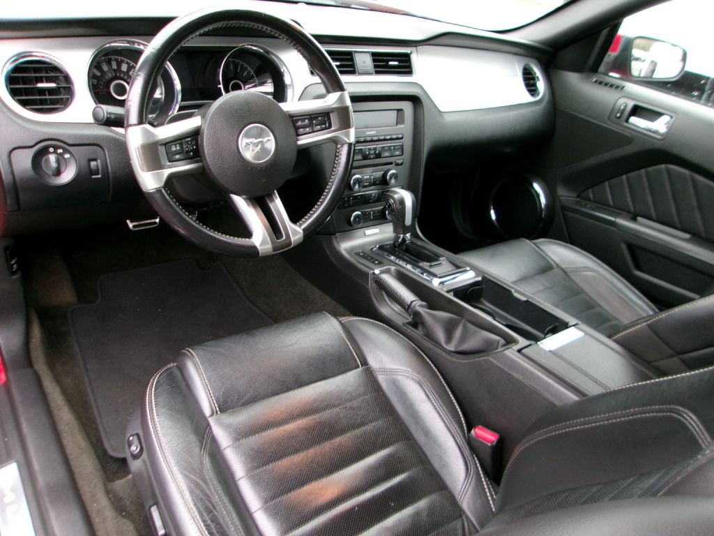 2014 Ford Mustang Image 9