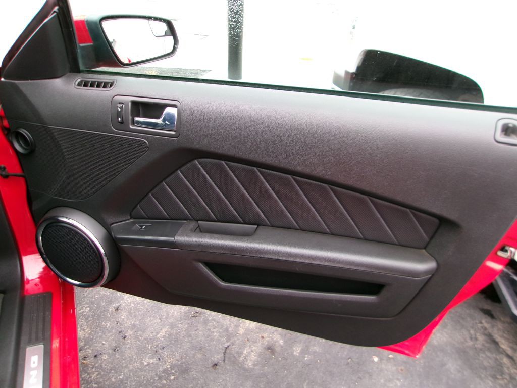 2014 Ford Mustang Image 12