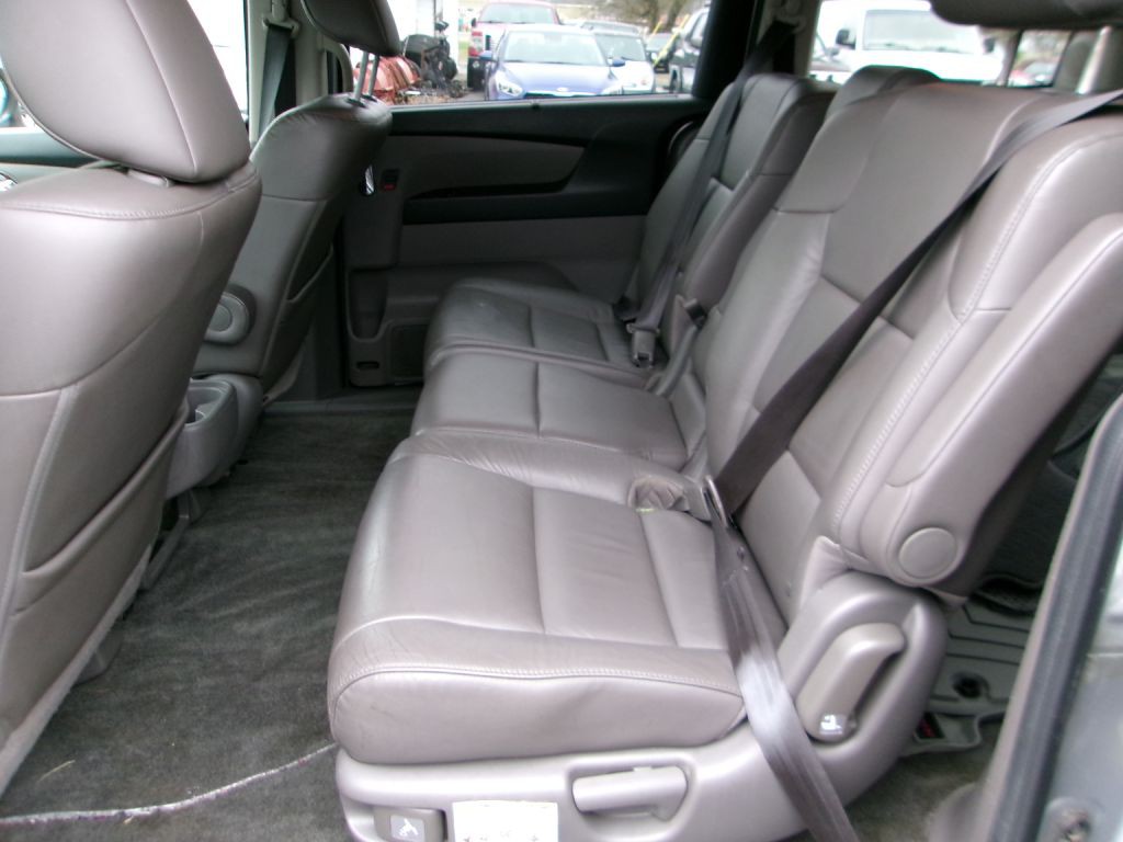 2015 Honda Odyssey Image 12