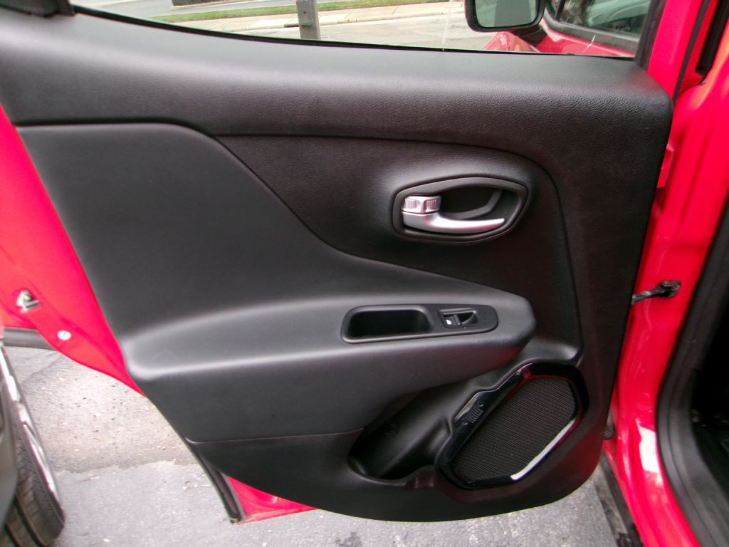 2018 Jeep Renegade Image 11