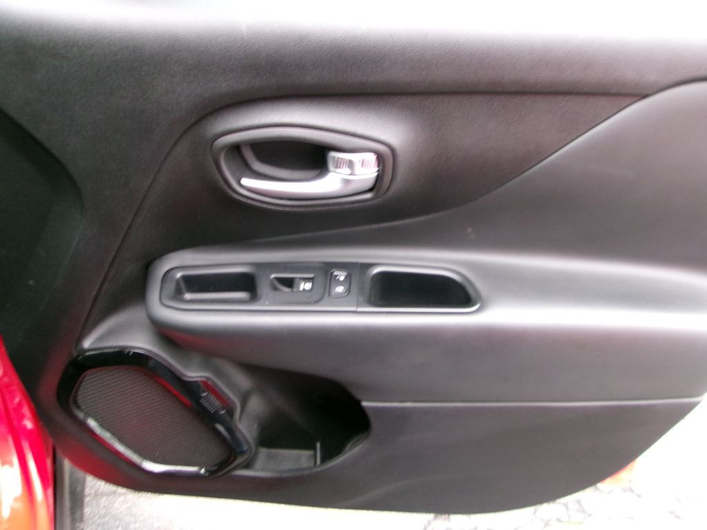 2018 Jeep Renegade Image 16