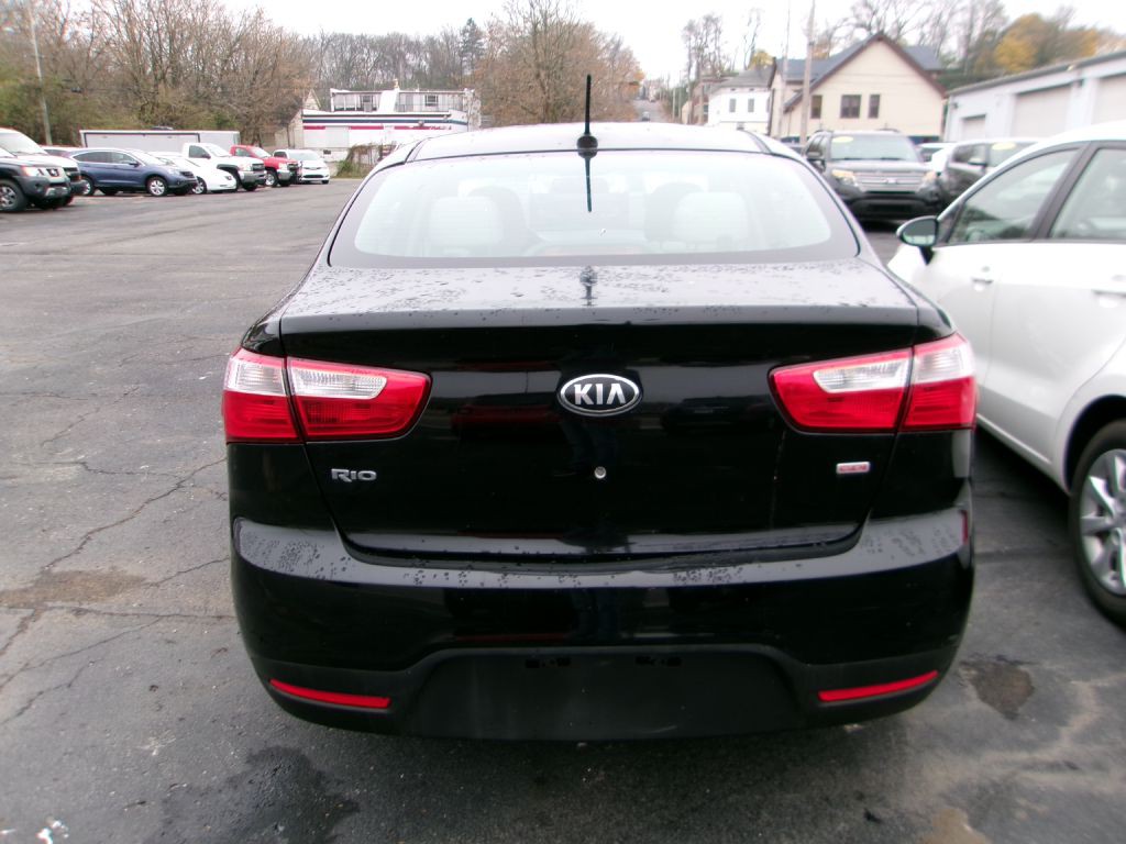 2014 Kia Rio Image 4