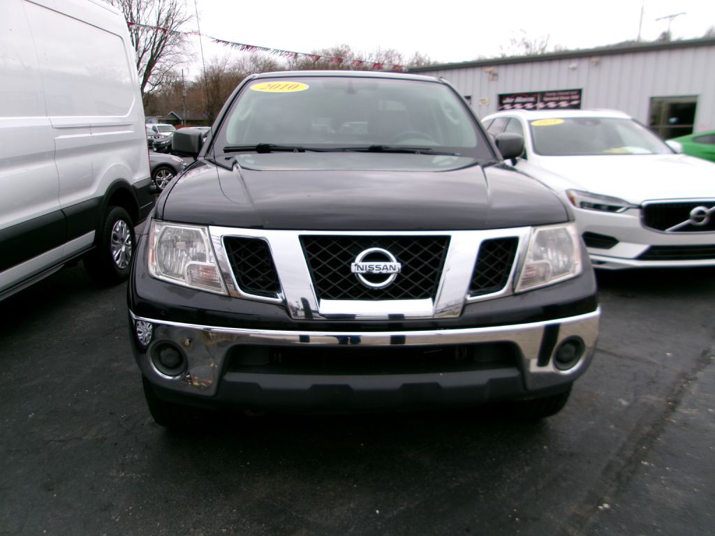 2010 Nissan Frontier Image 2