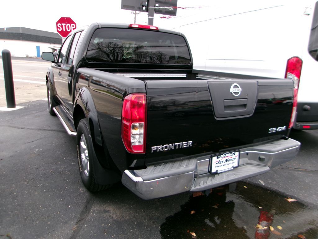 2010 Nissan Frontier Image 5