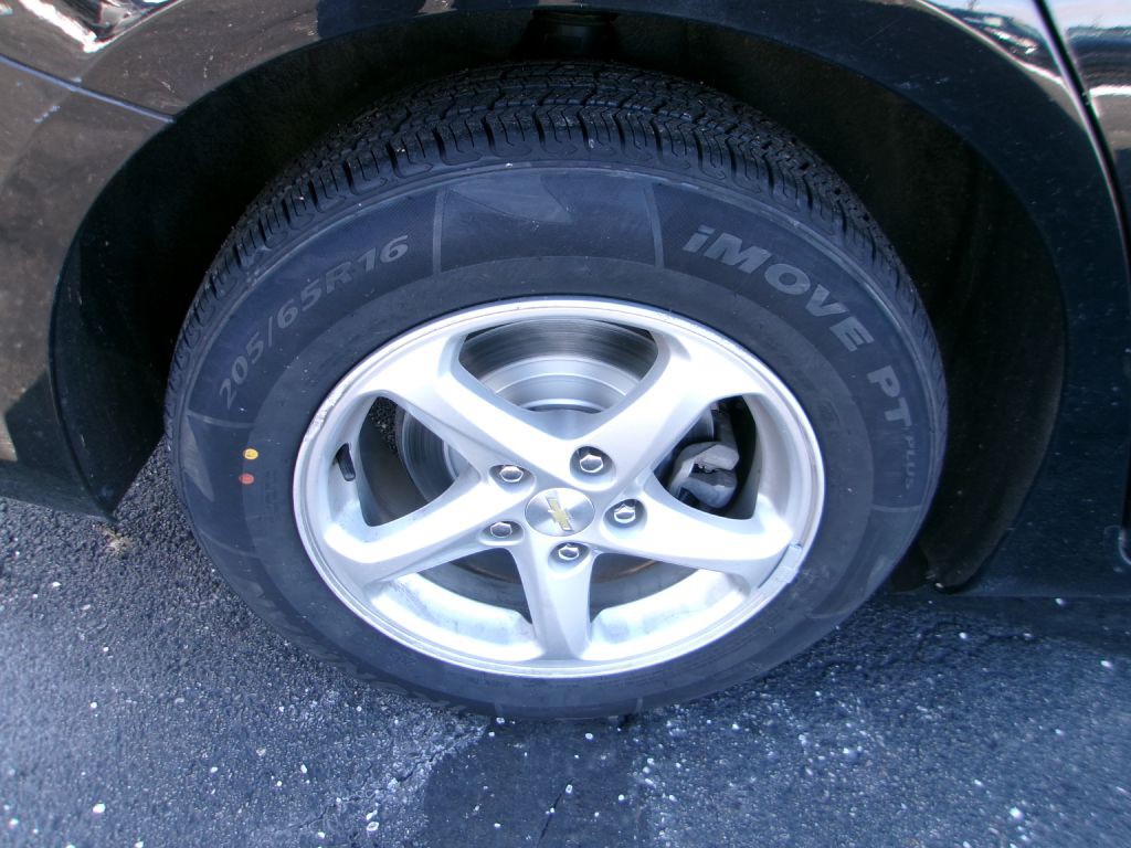 2018 Chevrolet Malibu Image 18