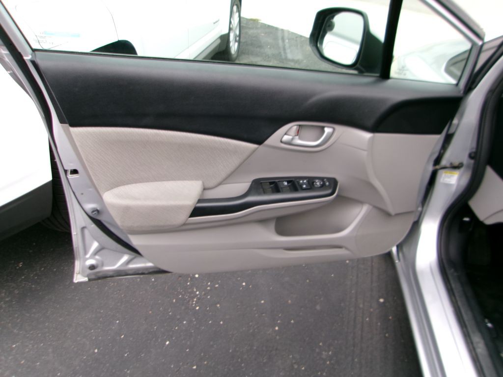 2013 Honda Civic Image 7