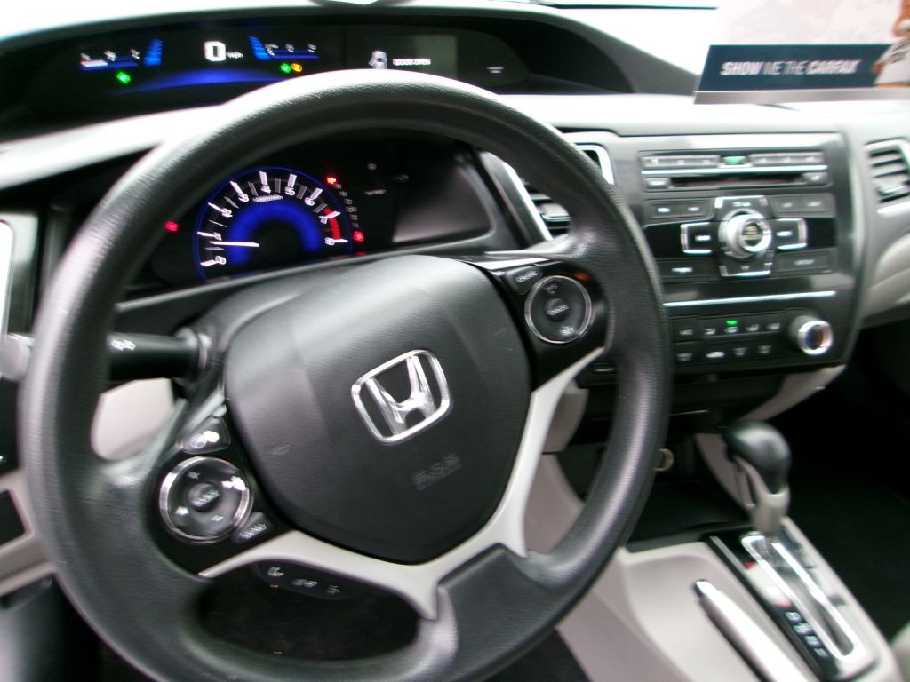 2013 Honda Civic Image 9