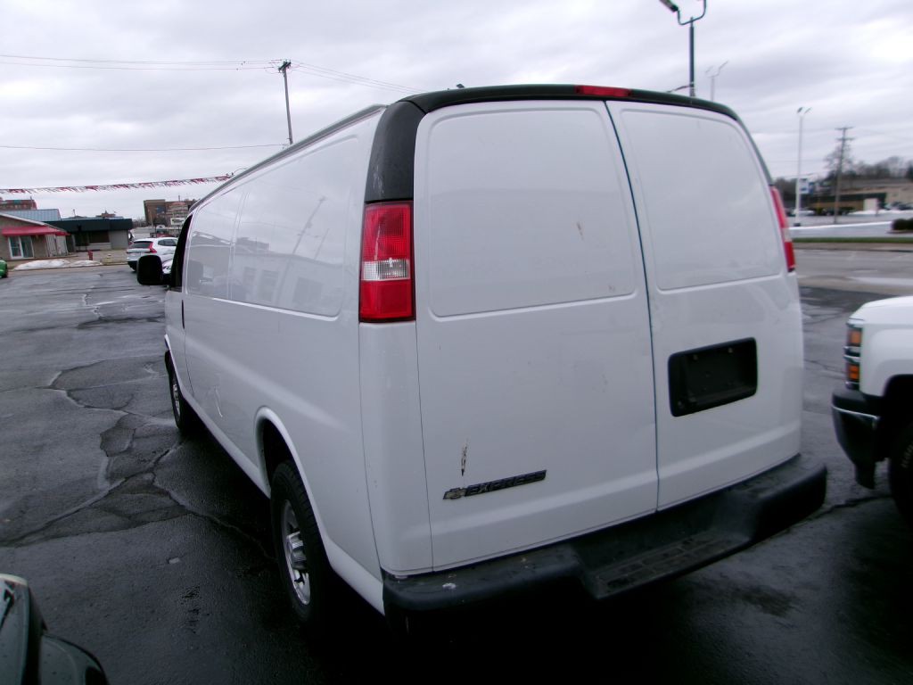 2019 Chevrolet Express Image 6