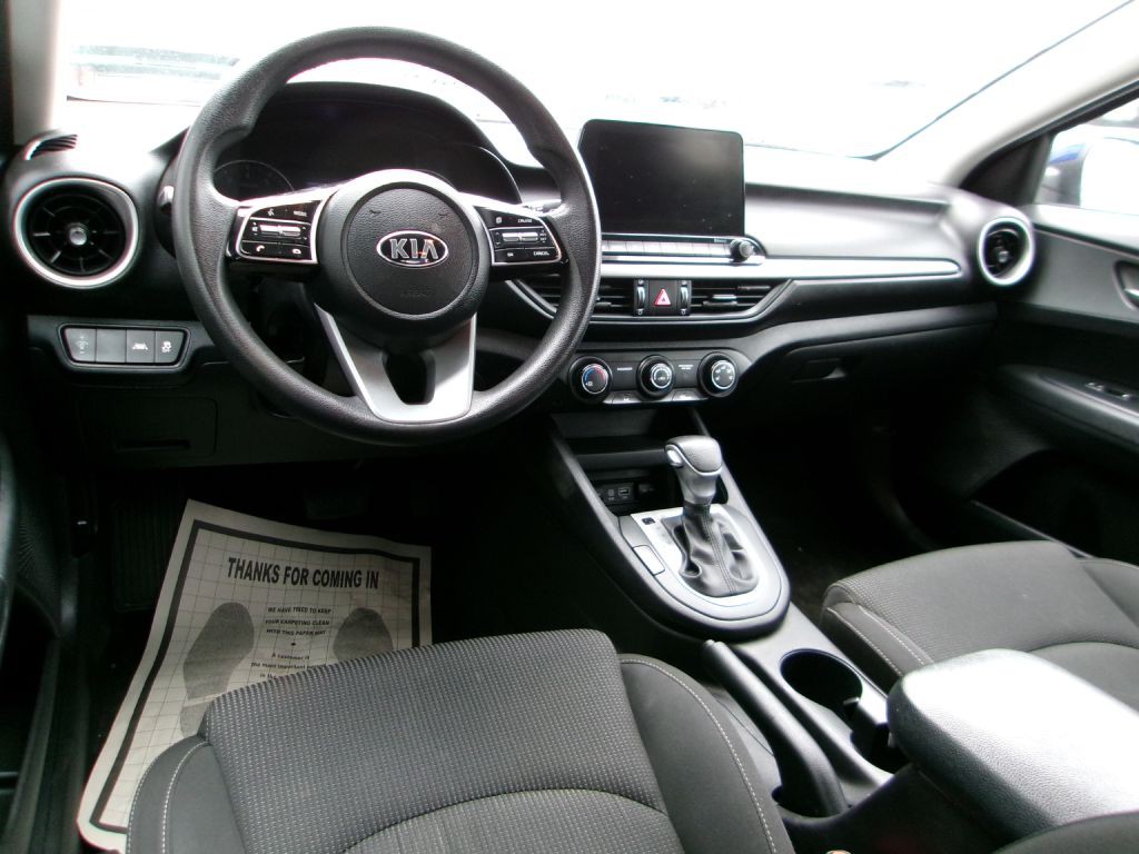 2021 Kia Forte Image 10