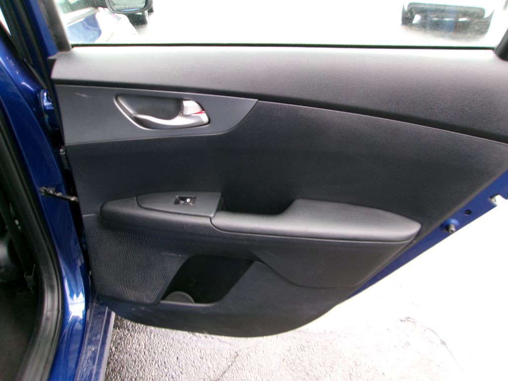 2021 Kia Forte Image 14