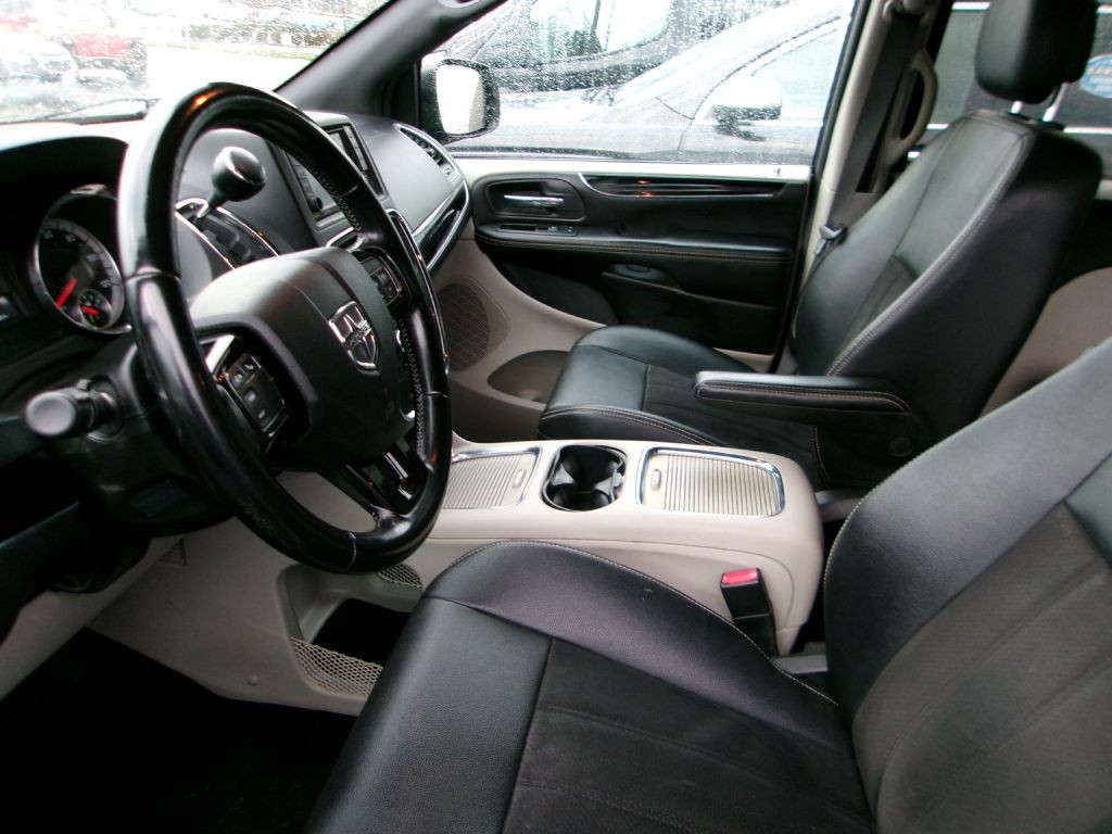 2020 Dodge Grand Caravan Image 12