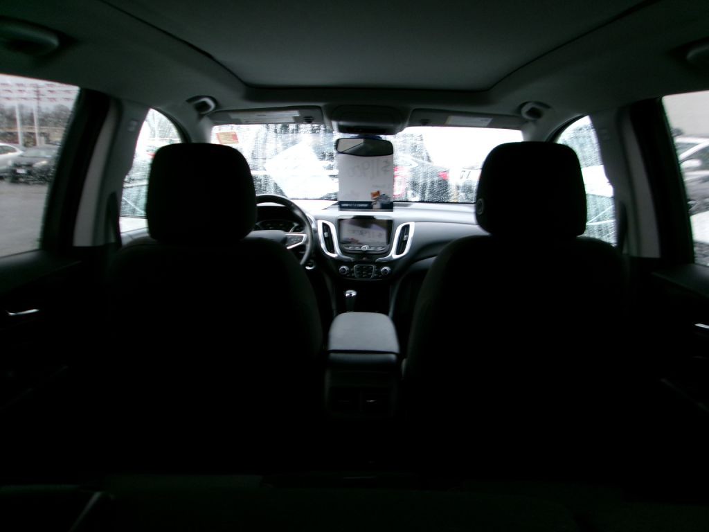 2018 Chevrolet Equinox Image 7