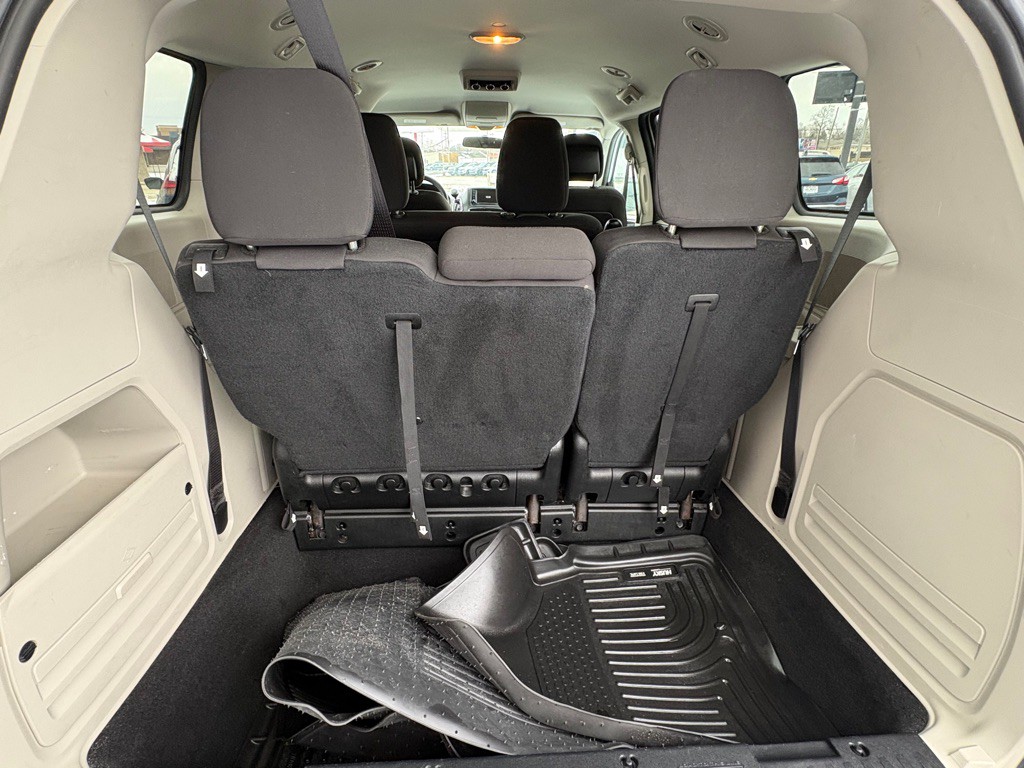2017 Dodge Grand Caravan Image 12