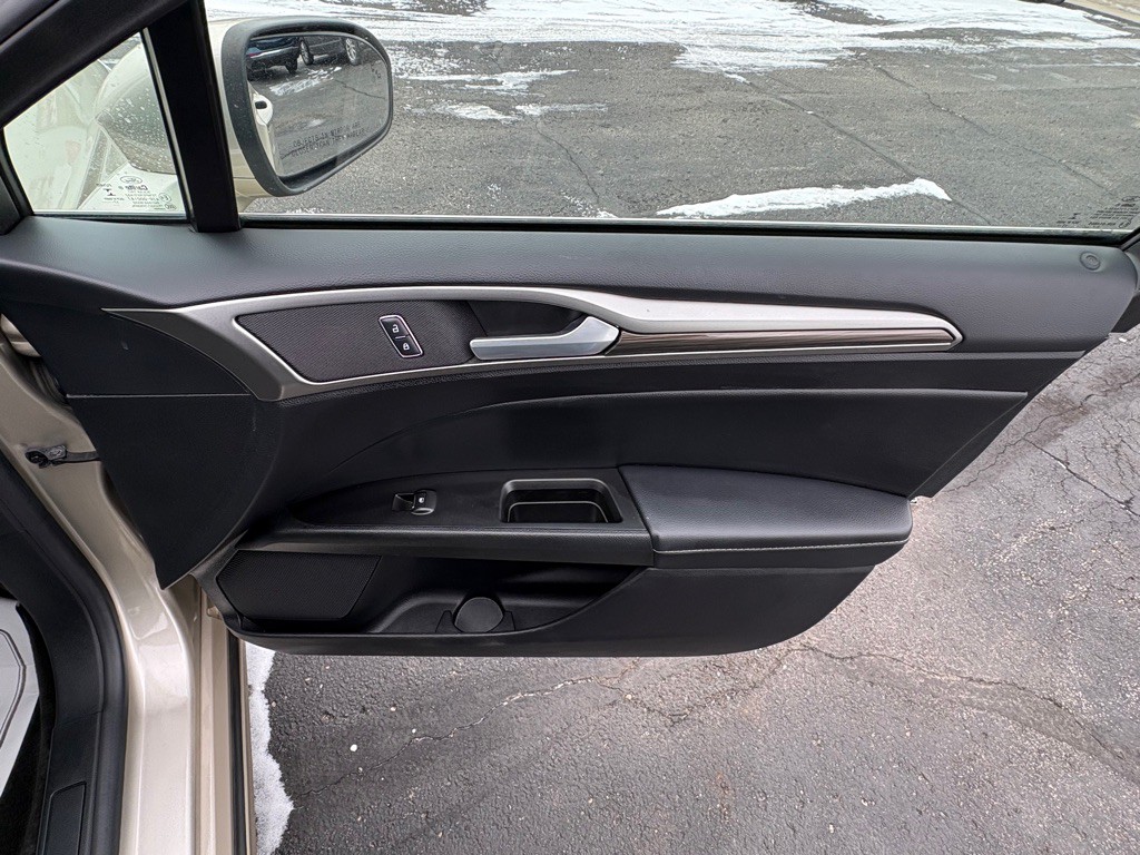 2018 Ford Fusion Image 15