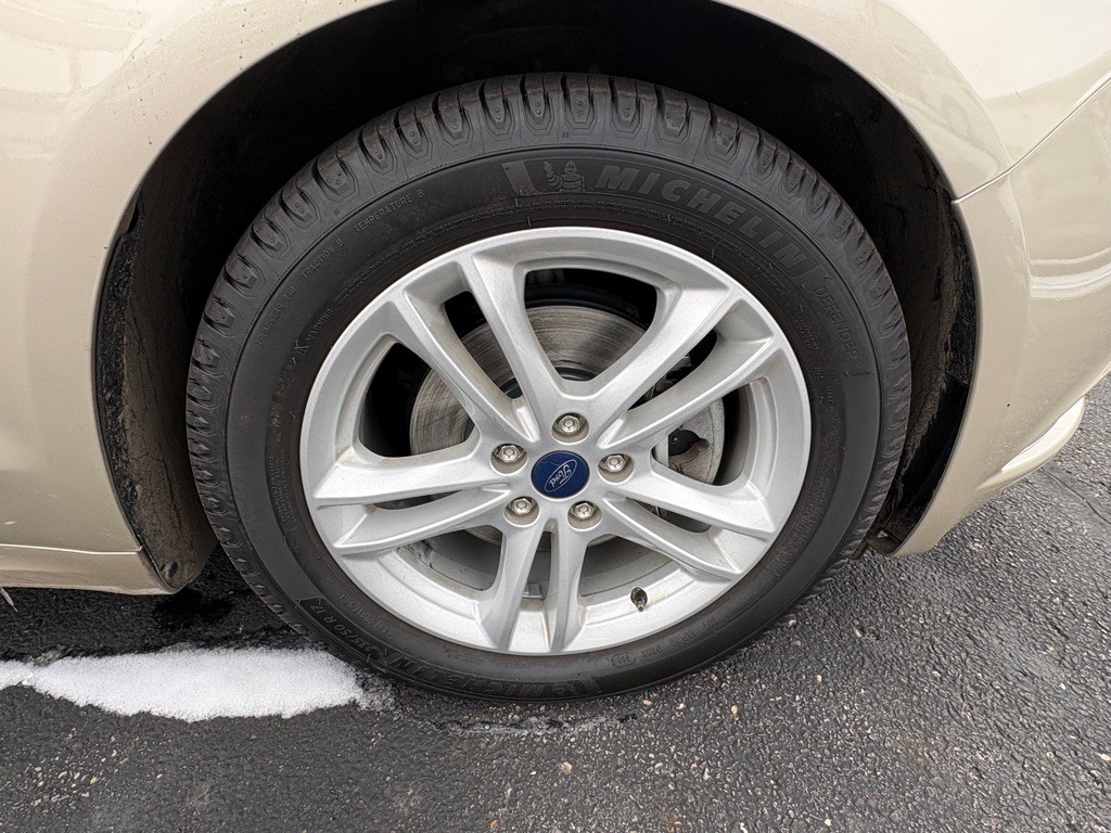 2018 Ford Fusion Image 18