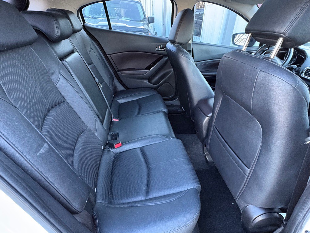 2017 Mazda Mazda3 Image 16