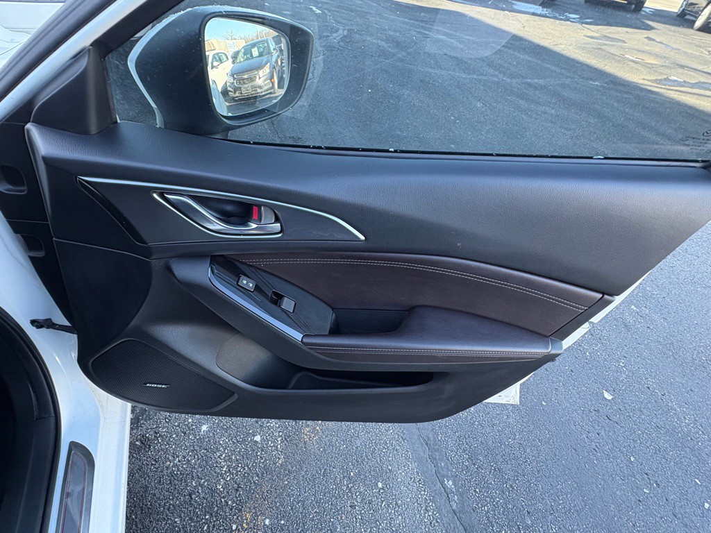 2017 Mazda Mazda3 Image 17