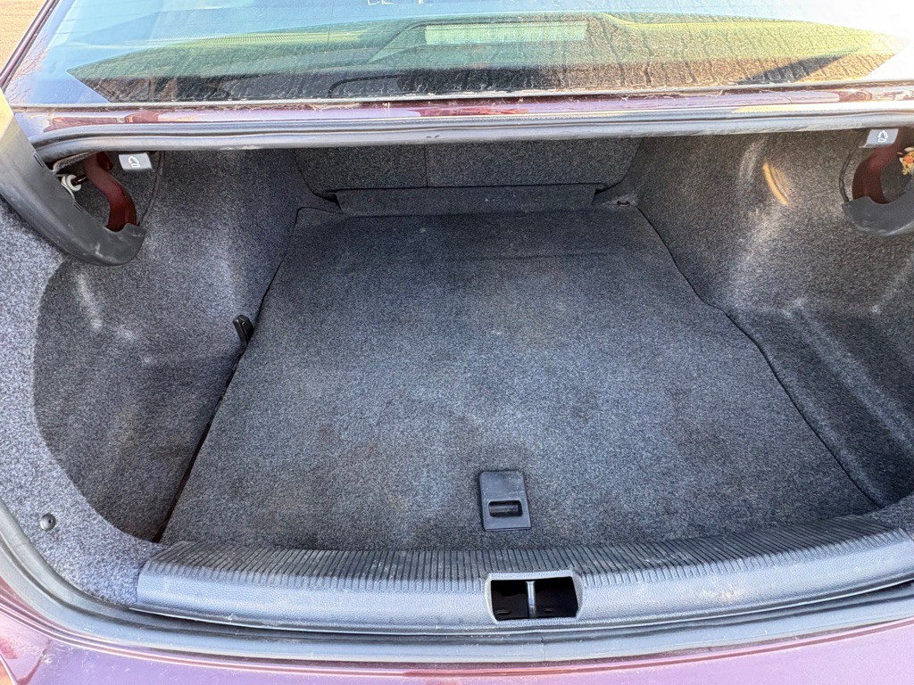 2013 Volkswagen Passat Image 11