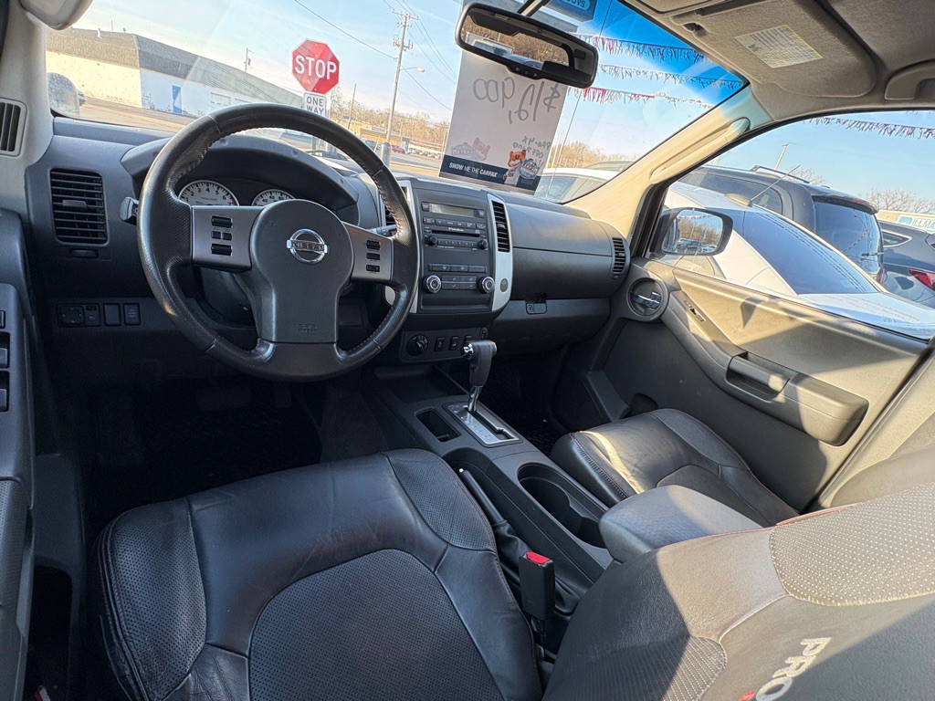 2012 Nissan Xterra Image 10