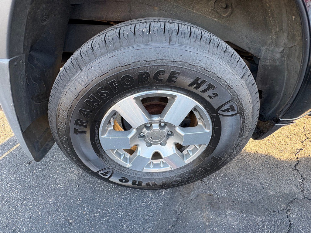 2012 Nissan Xterra Image 19