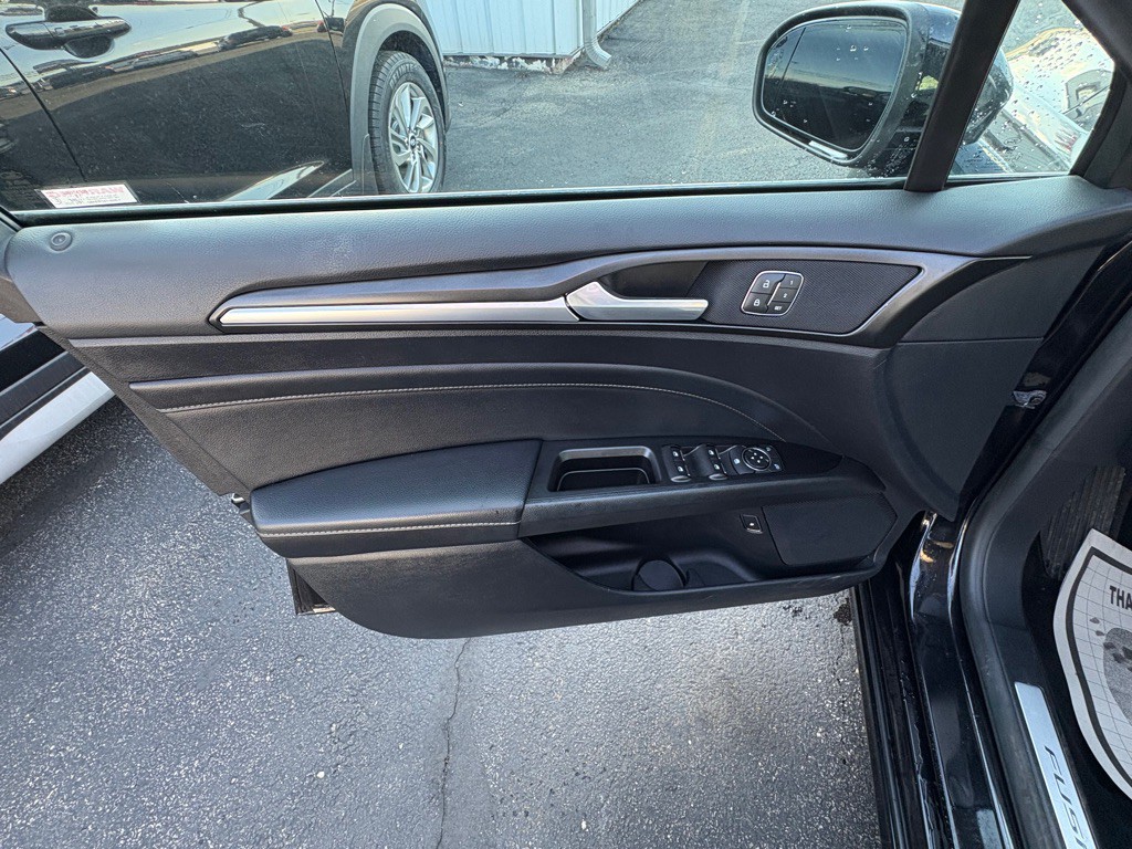 2019 Ford Fusion Image 9