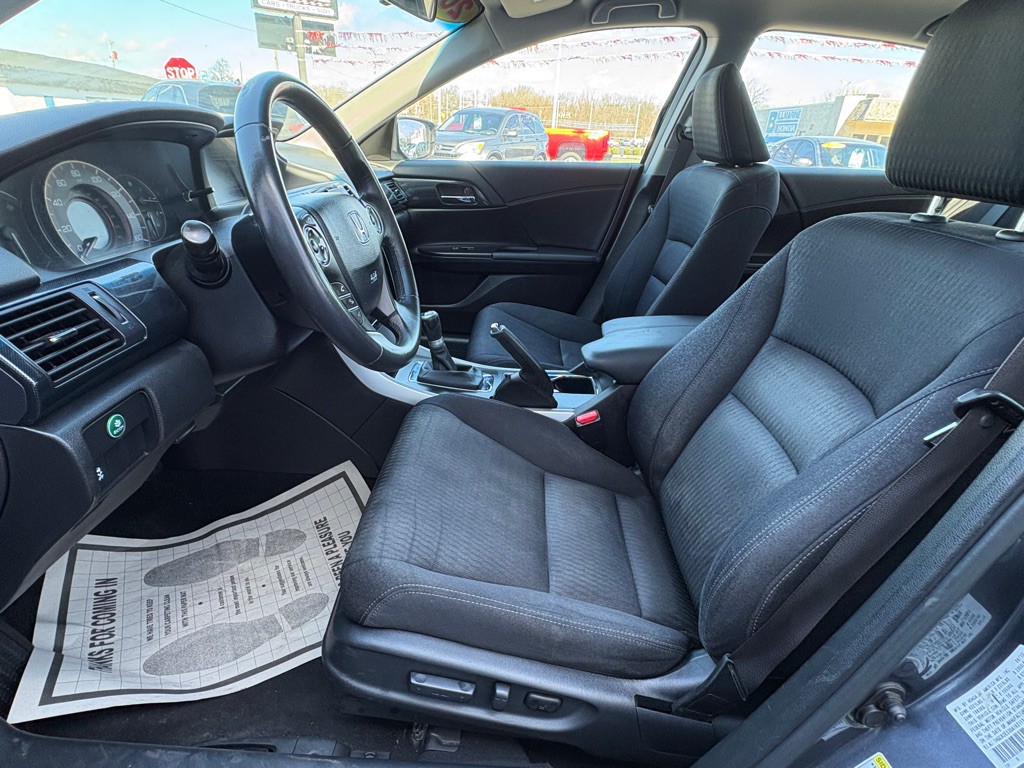 2013 Honda Accord Image 8