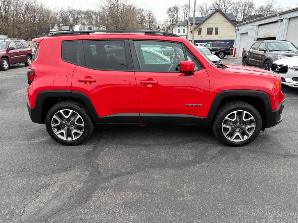 2017 Jeep Renegade Image 2