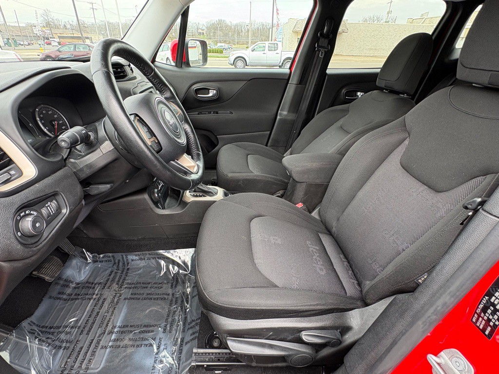 2017 Jeep Renegade Image 9