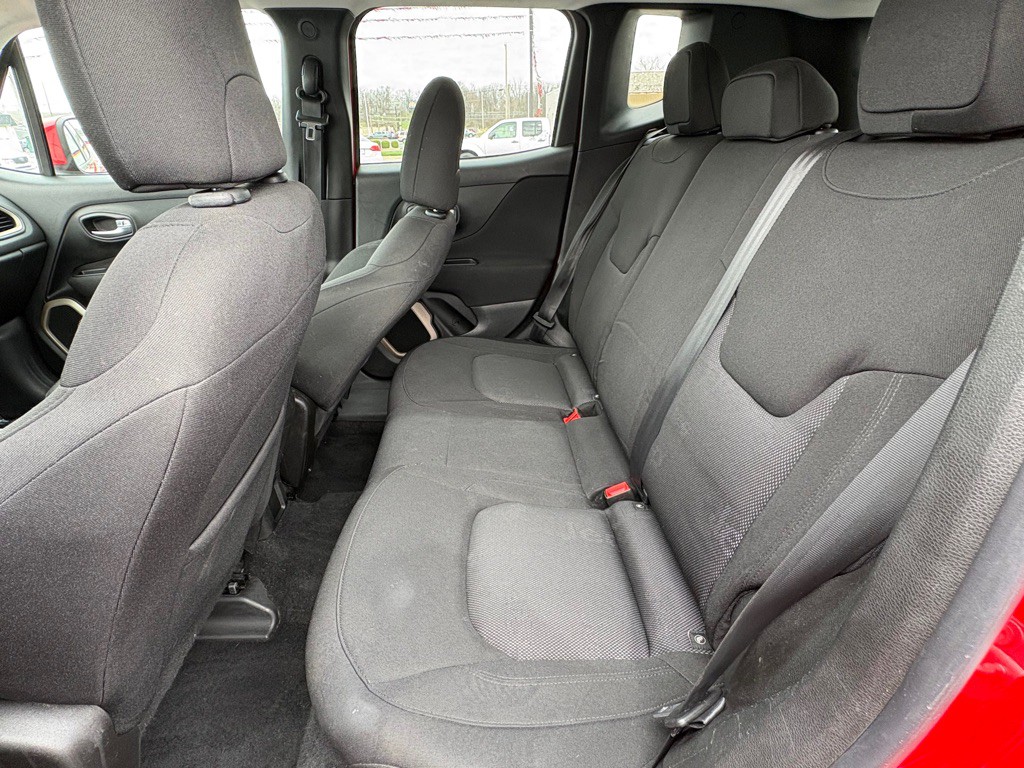 2017 Jeep Renegade Image 12