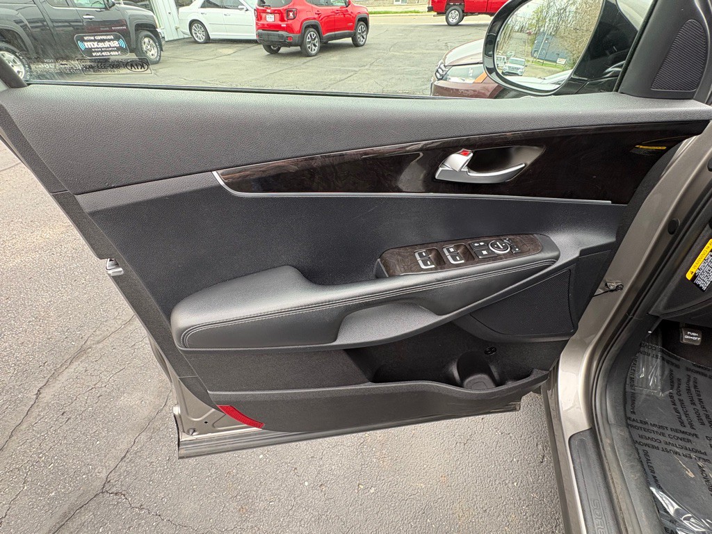 2016 Kia Sorento Image 7