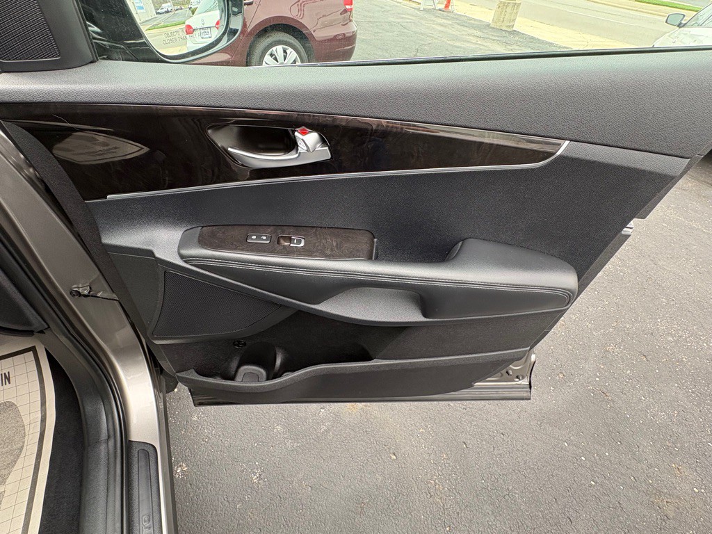 2016 Kia Sorento Image 17