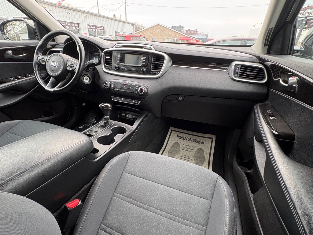 2016 Kia Sorento Image 19