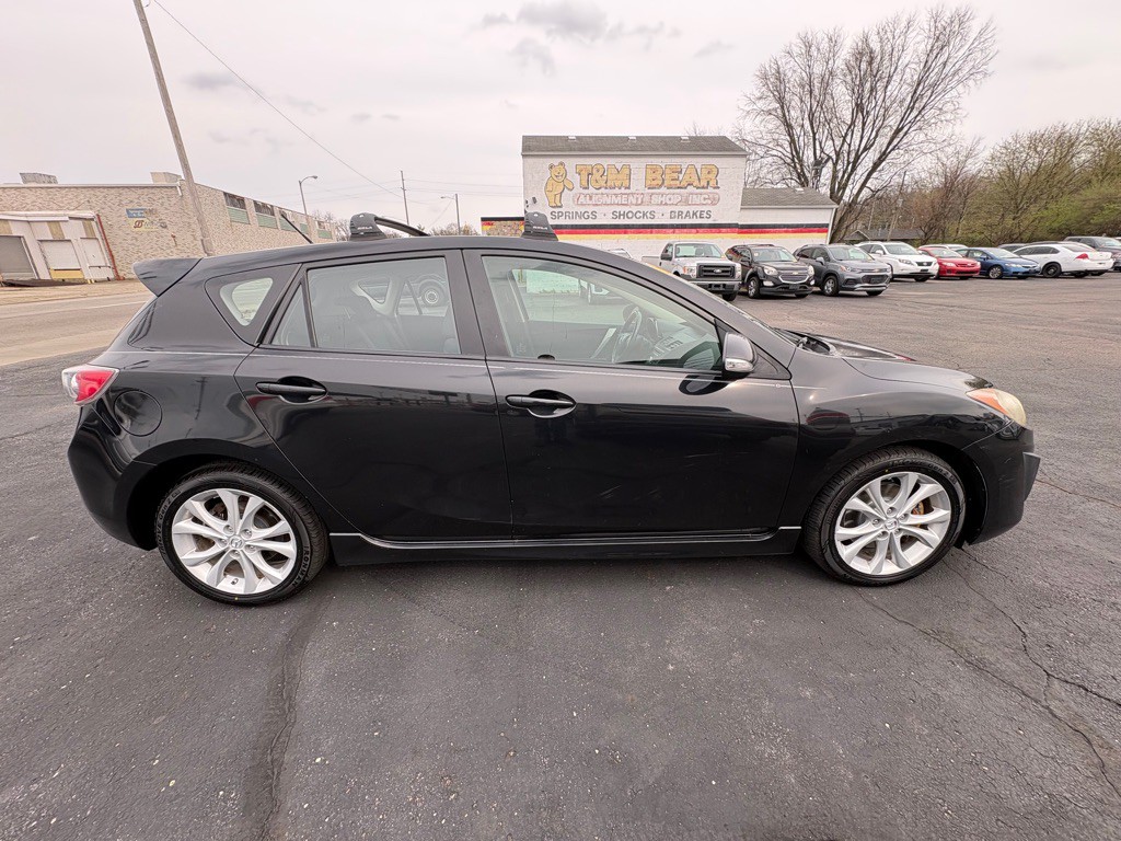 2010 Mazda Mazda3 Image 2