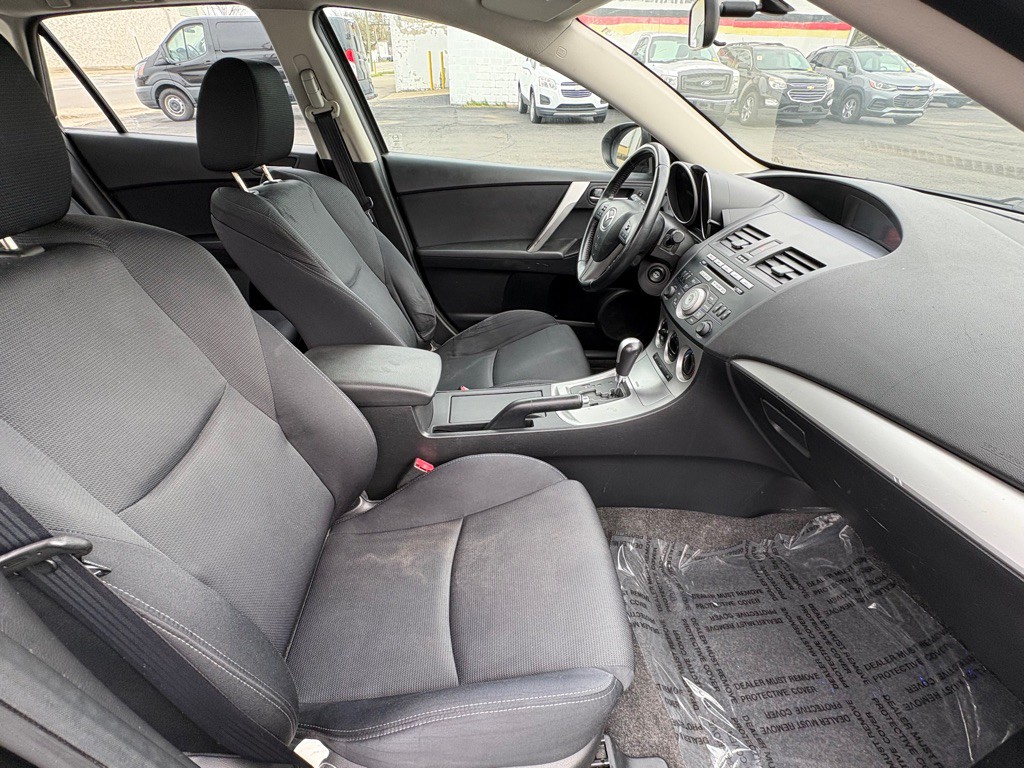 2010 Mazda Mazda3 Image 17