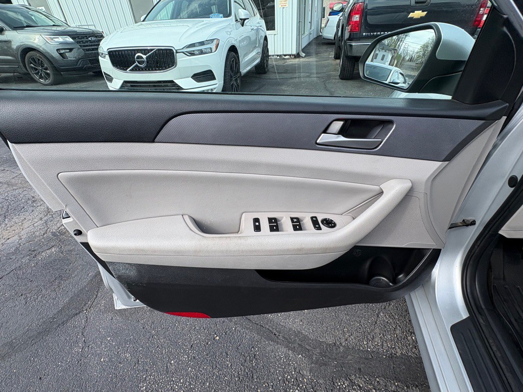 2018 Hyundai Sonata Image 8