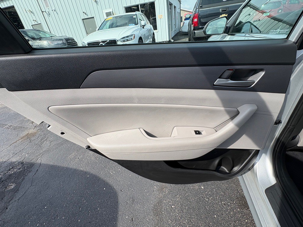 2018 Hyundai Sonata Image 12