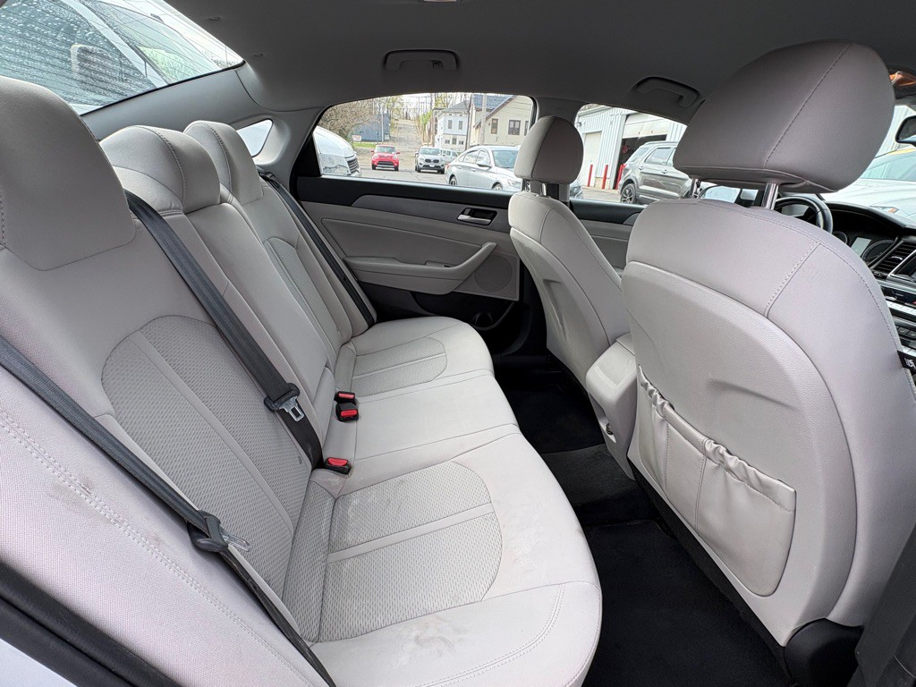 2018 Hyundai Sonata Image 16