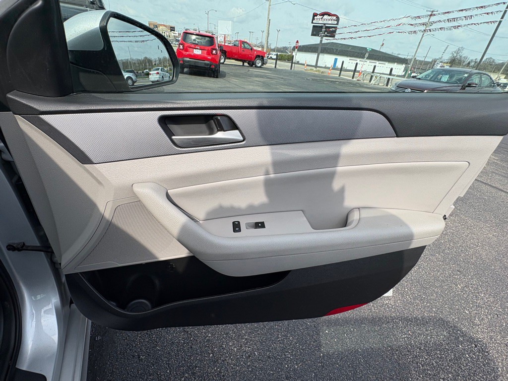 2018 Hyundai Sonata Image 17