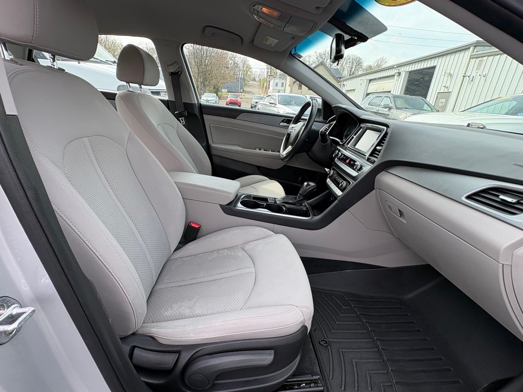 2018 Hyundai Sonata Image 18