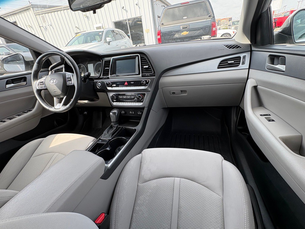 2018 Hyundai Sonata Image 19