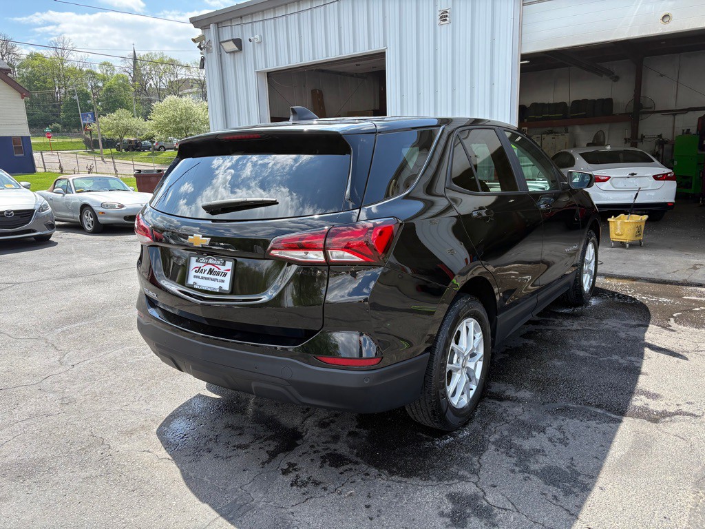 2023 Chevrolet Equinox Image 3