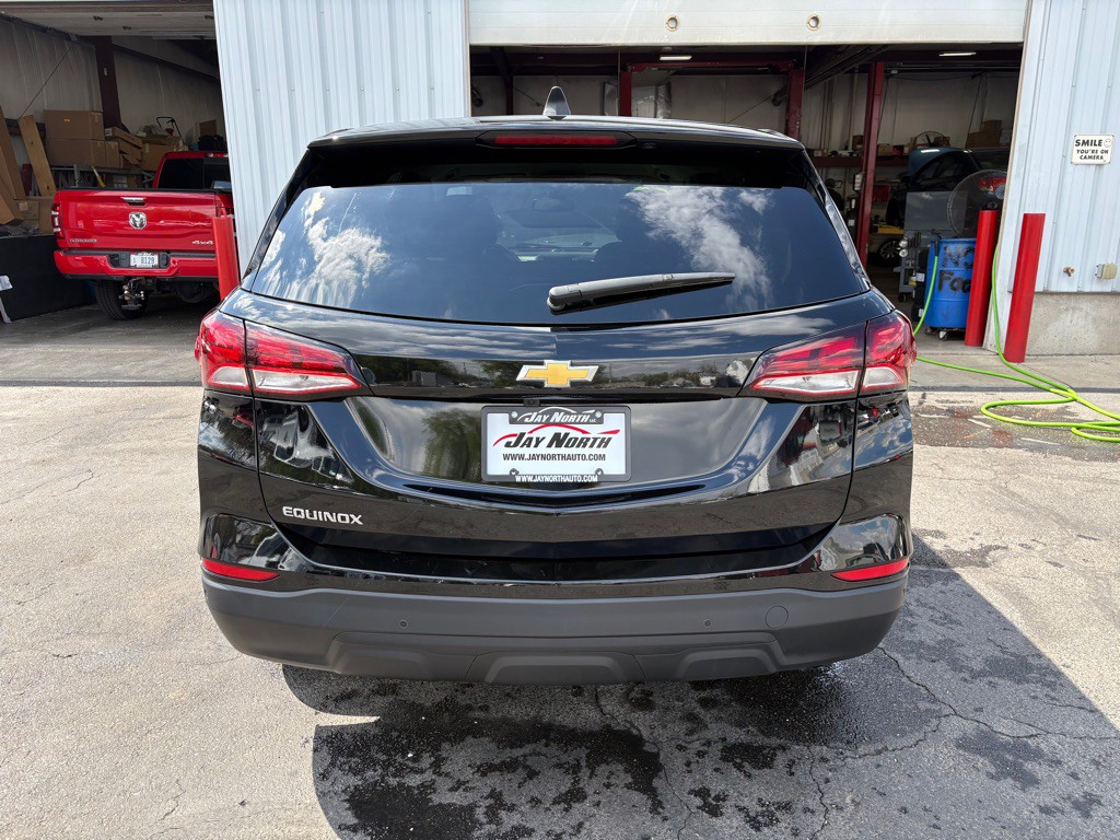 2023 Chevrolet Equinox Image 4